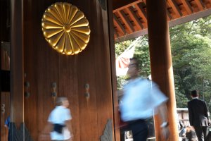 South Korea expresses 'deep disappointment' over Japanese PM's offering to WWII shrine