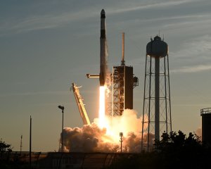 SpaceX to launch 27 satellites into orbit from California