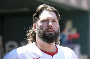 All-Star pitcher Lance Lynn retires from MLB