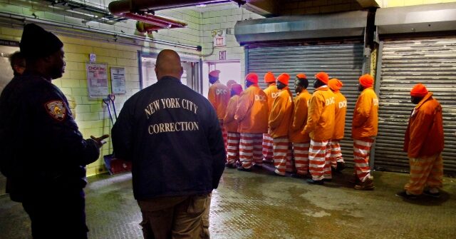Judge Orders Outside Official to Manage Rikers Island Jail, Removes Control from New York City