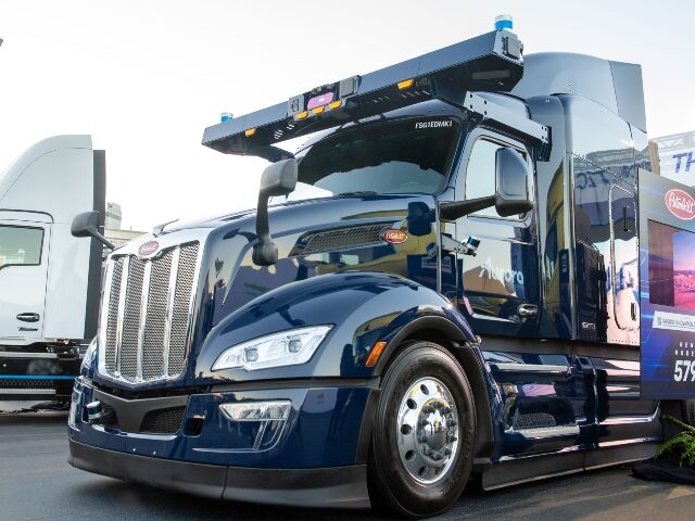 Driverless Trucks Are Now Rolling Down Texas Highways