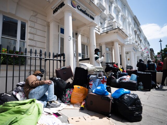 Farage’s Reform Party Begins Legal Action Against Migrant Hotels in England