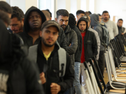 Germany Sees Record Number of Migrants Granted Citizenship, Syrians Top the List