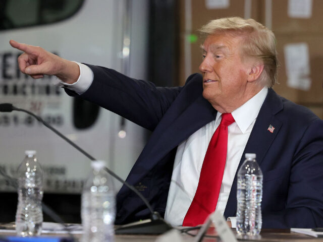 GettyImages-2178141474 NORTH LAS VEGAS, NEVADA - OCTOBER 12: Republican presidential nominee, former U.S. Preside