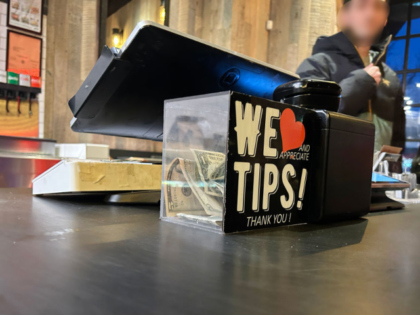 National Restaurant Association Celebrates ‘No Tax on Tips’ and ‘No Tax on Overti