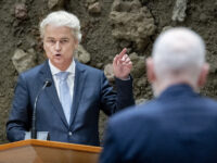 Populist Wilders Vows to Collapse Dutch Gov’t if Border Remains Open to ‘Asylum Seekers