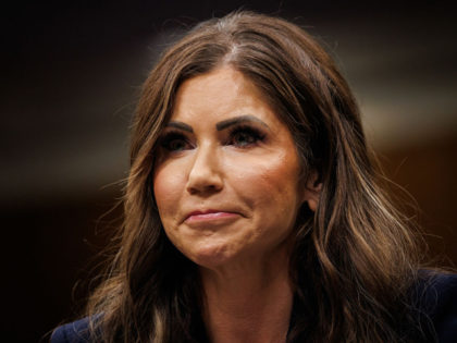 ‘Suck It’: DHS Secretary Kristi Noem Gives Fiery Response to Dismissal of Illegals&#821