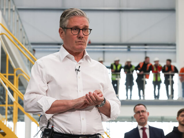 Prime Minister Sir Keir Starmer visit to St Helens Prime Minister Sir Keir Starmer speaks to workers during a visit to Glass Futures in St He