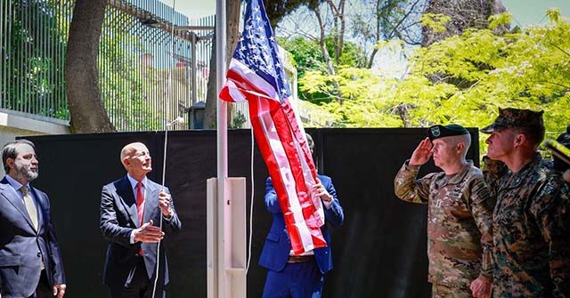 Trump’s Envoy to Syria Raises American Flag in Damascus