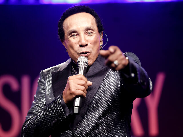 BEVERLY HILLS, CALIFORNIA - OCTOBER 11: Smokey Robinson performs on stage as the stars com