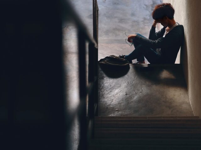 Teen Dies by Suicide After Being Targeted in AI-Generated ‘Sextortion’ Scheme