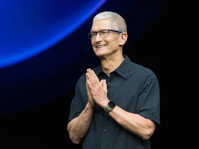 Tim Cook settled lawsuit over Apple's Siri