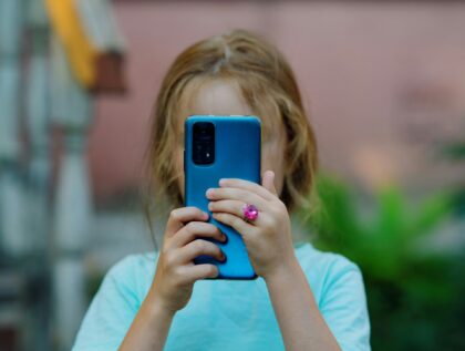 New Zealand Moves to Ban Under-16s From Social Media Altogether