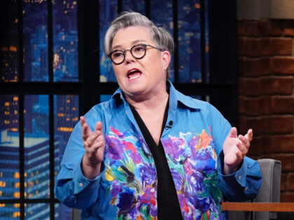 LATE NIGHT WITH SETH MEYERS -- Episode 1328 -- Pictured: (l-r) Comedian Rosie O'Donne