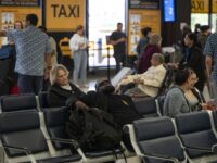 Newark Airport Suffers Cancellations and Delays as Tech Chaos Continues