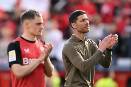 Bayer Leverkusen coach Xabi Alonso (R) and midfielder Florian Wirtz could make their last
