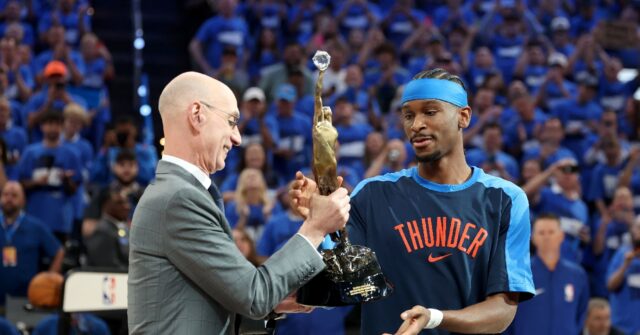Thunder Take 2-0 Lead; Edwards Sets Franchise Mark