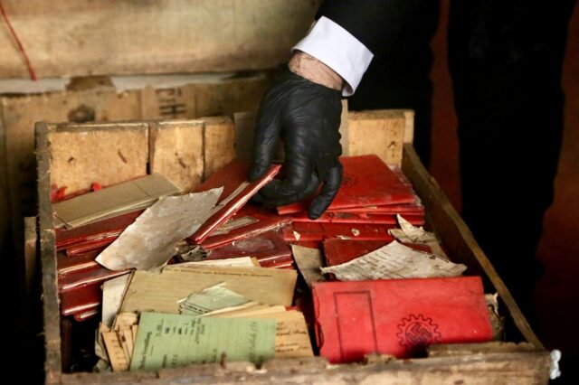The crates contained Nazi-themed postcards, photographs, progapanda material, notebooks an