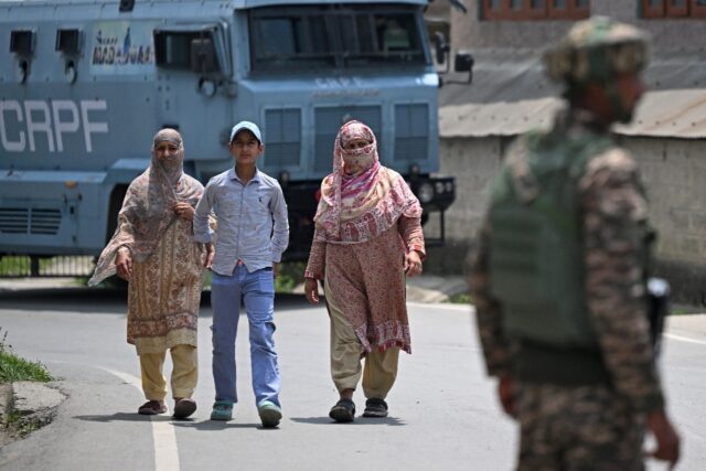 Pakistan and India accuse each other of waves of drone attacks