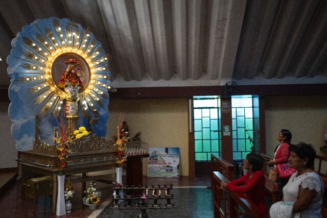 On June 2, 1649, an image of a young Jesus and three small hearts is believed to have appe