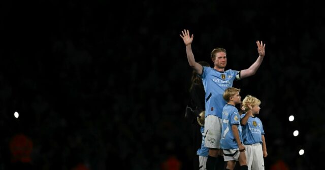 Kevin De Bruyne Plays Final Home Match, Leaves Manchester City Legacy