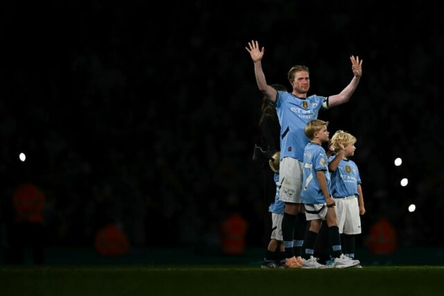 Kevin De Bruyne played his final home game for Manchester City on Tuesday