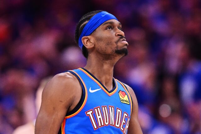 Shai Gilgeous-Alexander's 31 points helped the Oklahoma City Thunder take a 1-0 lead in th