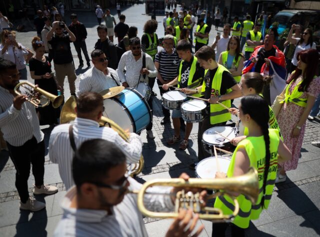 Students and street musicians gathered in Belgrade