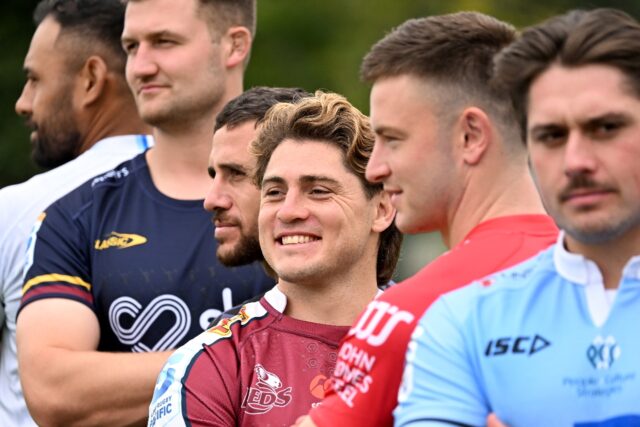 Wallabies coach Joe Schmidt says he is considering James O'Connor (C) for the Super Rugby