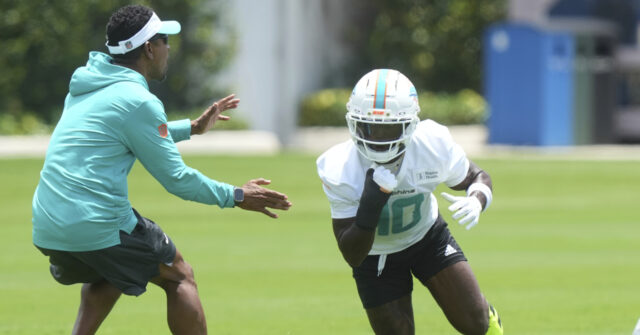 Tyreek Hill Admits Behavioral Issues Challenges Dolphins Captaincy