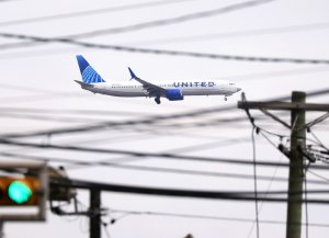 Equipment issues grind air traffic to a halt in Newark and Atlanta