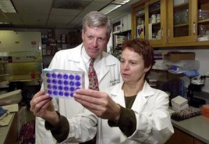 FDA says it will be 'aggressive' in adopting artificial intelligence in its labs