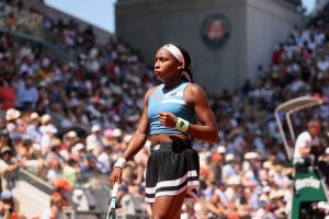 2025 Roland Garros Opens with Top Seeds in Early Rounds