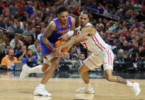 Houston's Milos Uzan withdraws from 2025 NBA Draft