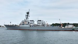 Keel laid for future guided-missile destroyer USS Quentin Walsh