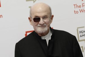 Salmon Rushdie attacker gets 25-year prison sentence