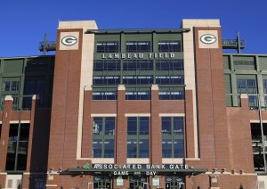 Wisconsin, Notre Dame to play football on a Sunday in 2026 at Lambeau Field