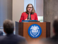 Pressure on ‘Too Late’ Powell: Another Fed Official Signals Support for July Cut