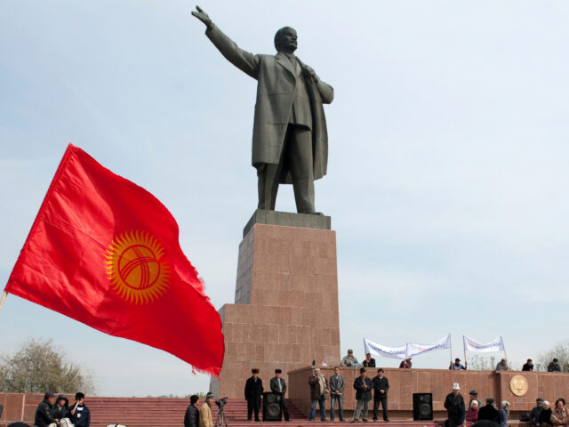 Kyrgyzstan Removes Statue of Communist Dictator Vladimir Lenin from Second City
