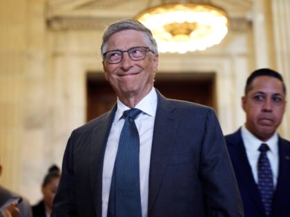 Bill Gates Pledges Majority of $200 Billion Donation to Aid Africa