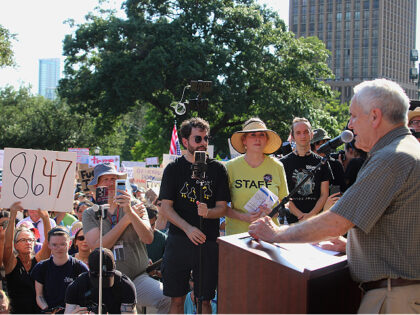 Democrat Congressman Speaks at Texas Capitol During ‘No Kings’ Rally, Protester Waives 