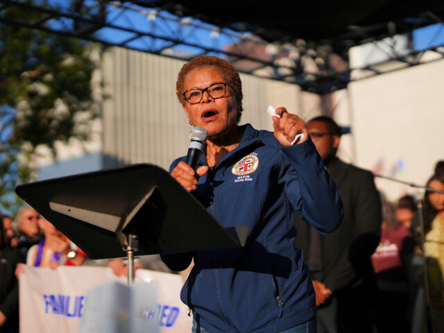 Bass: I Didn’t Know What Feds Were Doing in Park, But I Wanted Them to Leave Because They Cou