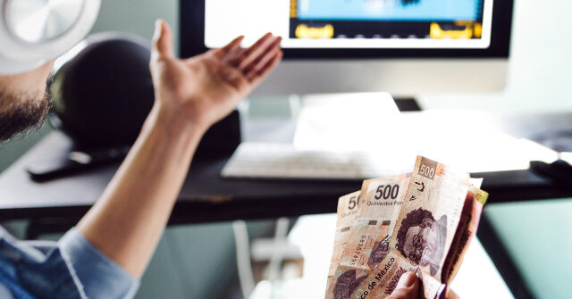 Authorities in Cancun Warn of Counterfeit Mexican Currency Being Sold on Facebook