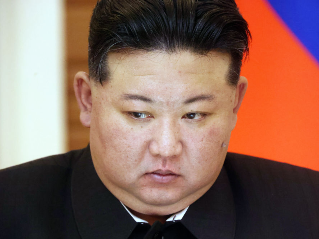 PYONGYANG, NORTH KOREA- JUNE 19 (RUSSIA OUT) North Korean Supreme Leader Kim Jong Un grima