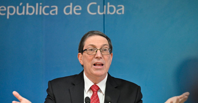 Cuba Seeks 10-Year Prison Sentence for Dissident over Anti-Communist Facebook Posts
