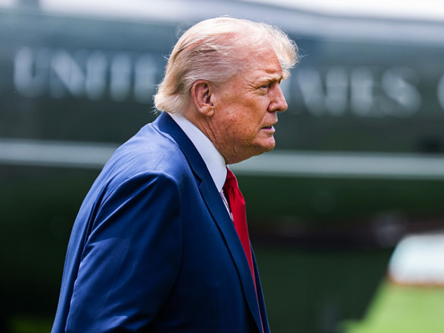 GettyImages-2218838236 UNITED STATES - JUNE 9: President Donald Trump arrives to South Lawn of the White House fr