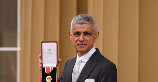 Sir Sadiq: Leftist London Mayor Khan Receives Knighthood