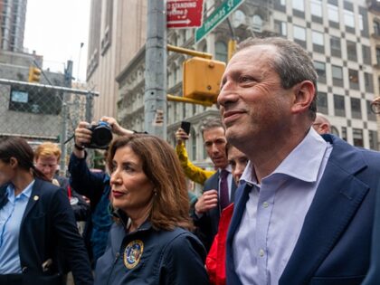 Fmr. Obama ICE Director: Lander Engaged in ‘Publicity Stunt’, Doesn’t Have Right 