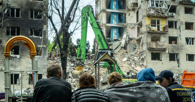 Kyiv Death Toll Climbs to 28 as More Bodies Pulled From Building