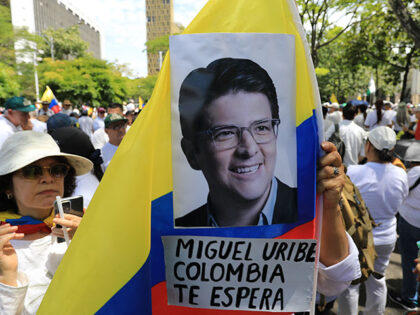 Colombia: Leftist Unions Try to Sue Senator Critically Injured in Assassination Attempt